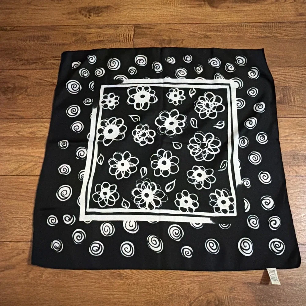 Unbranded women square
